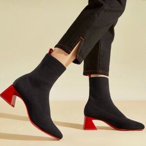 Vivaia Regina Women’s Boots